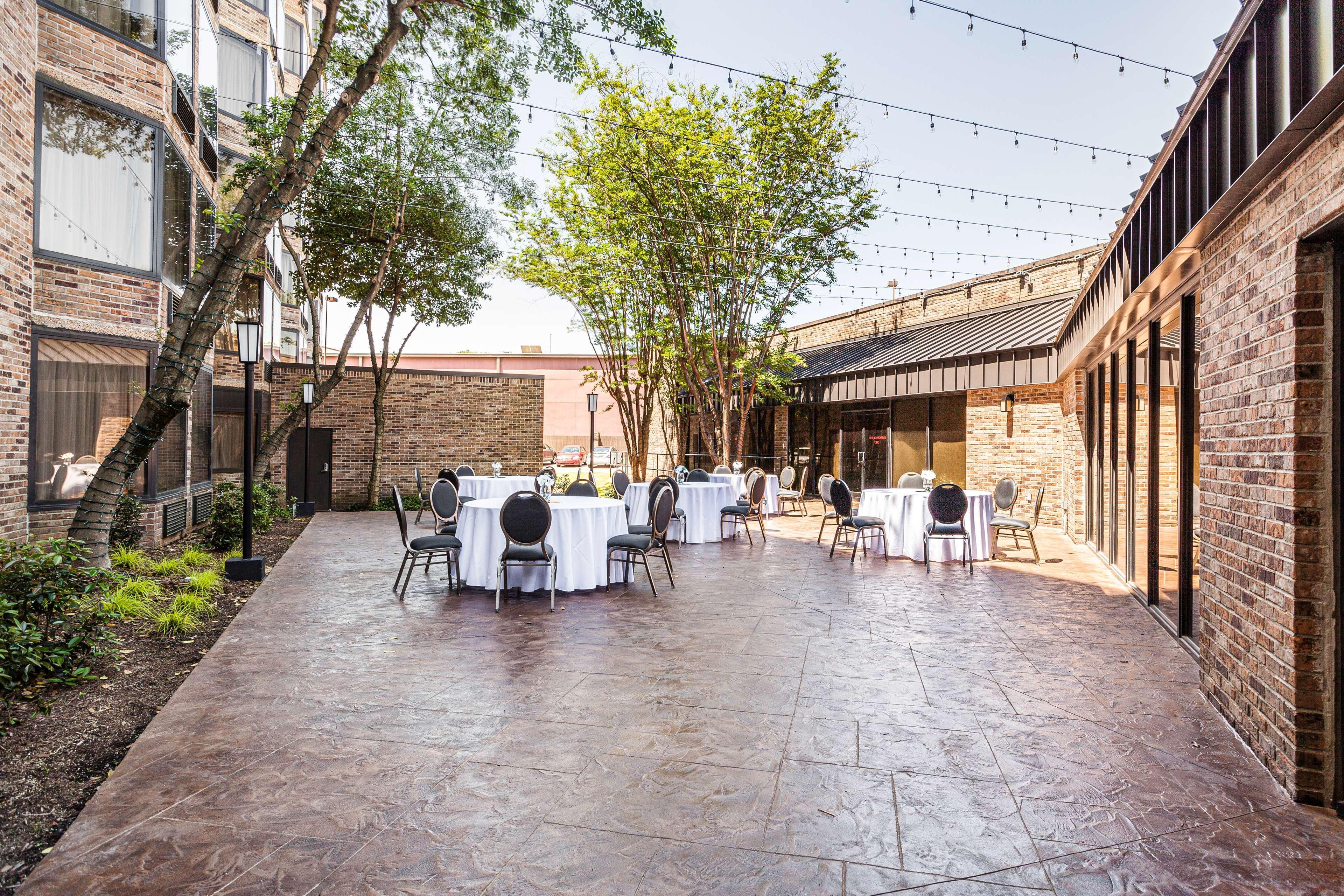 Doubletree By Hilton Memphis Exterior foto